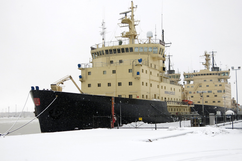 Illustration for article titled The Magnificent Evolution of Polar Icebreakers